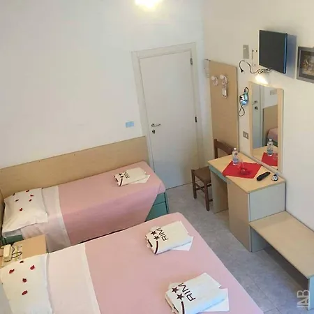 Hotell Peonia 3*