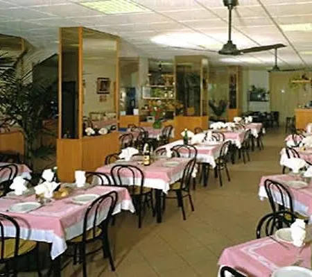 Отель Peonia